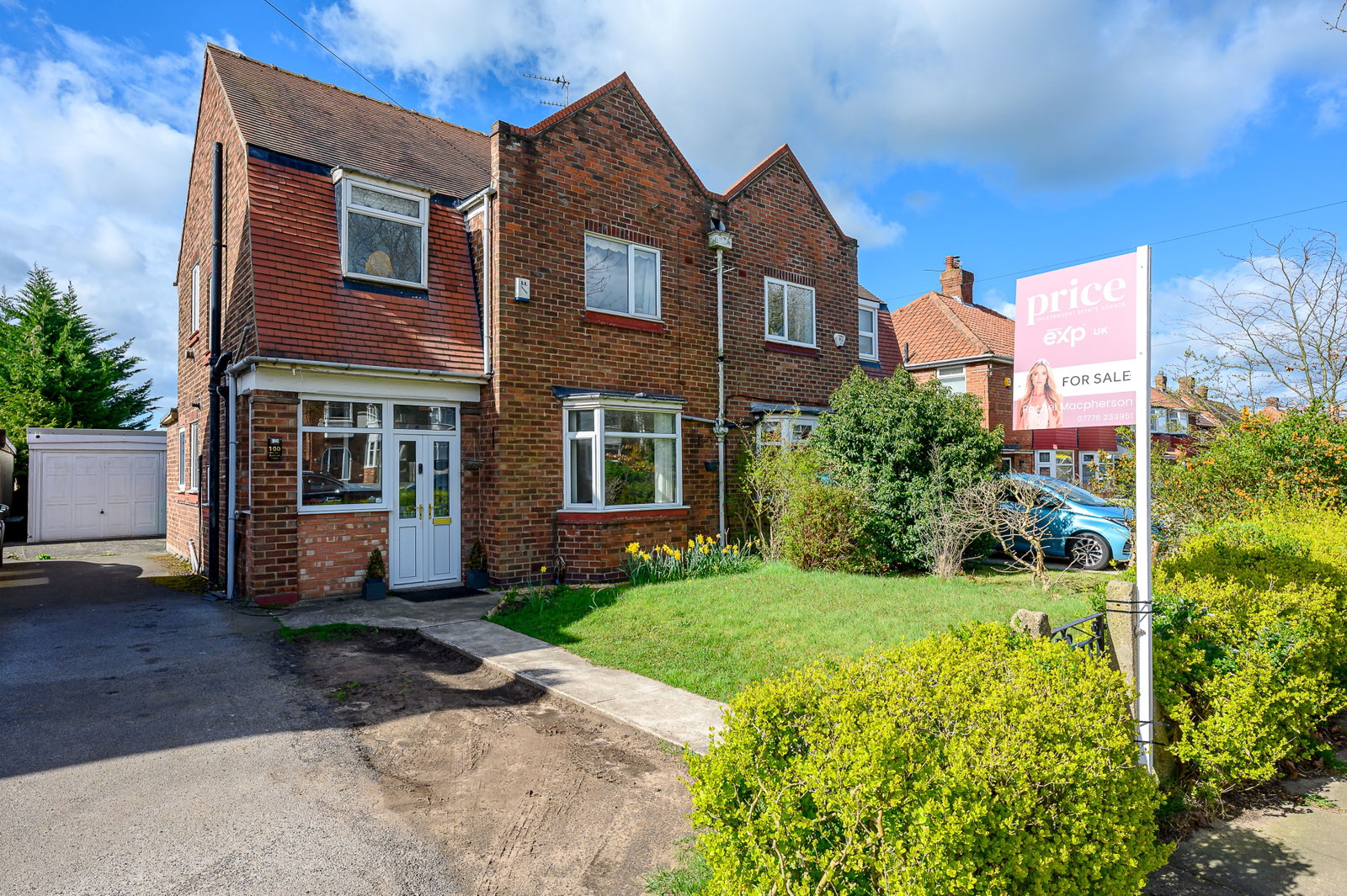 Semi Detached House in York