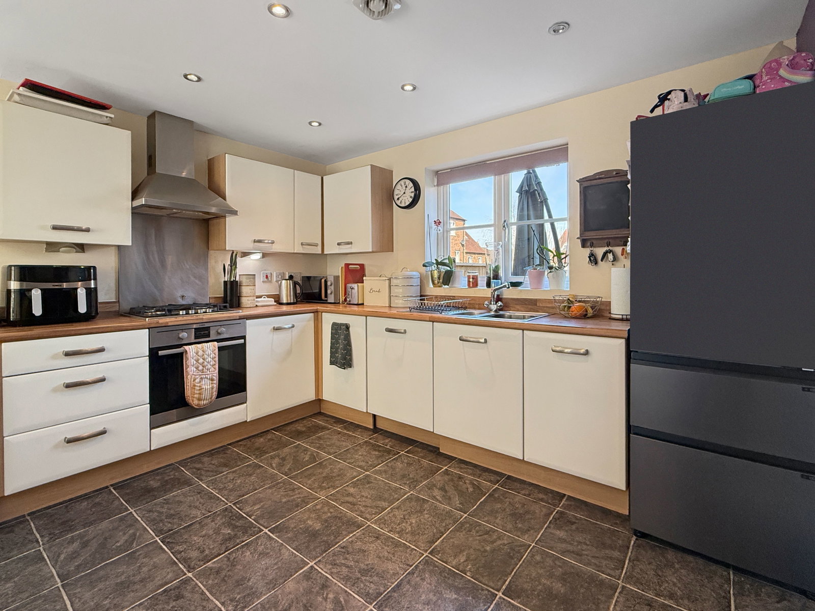 Link Detached House in Telford