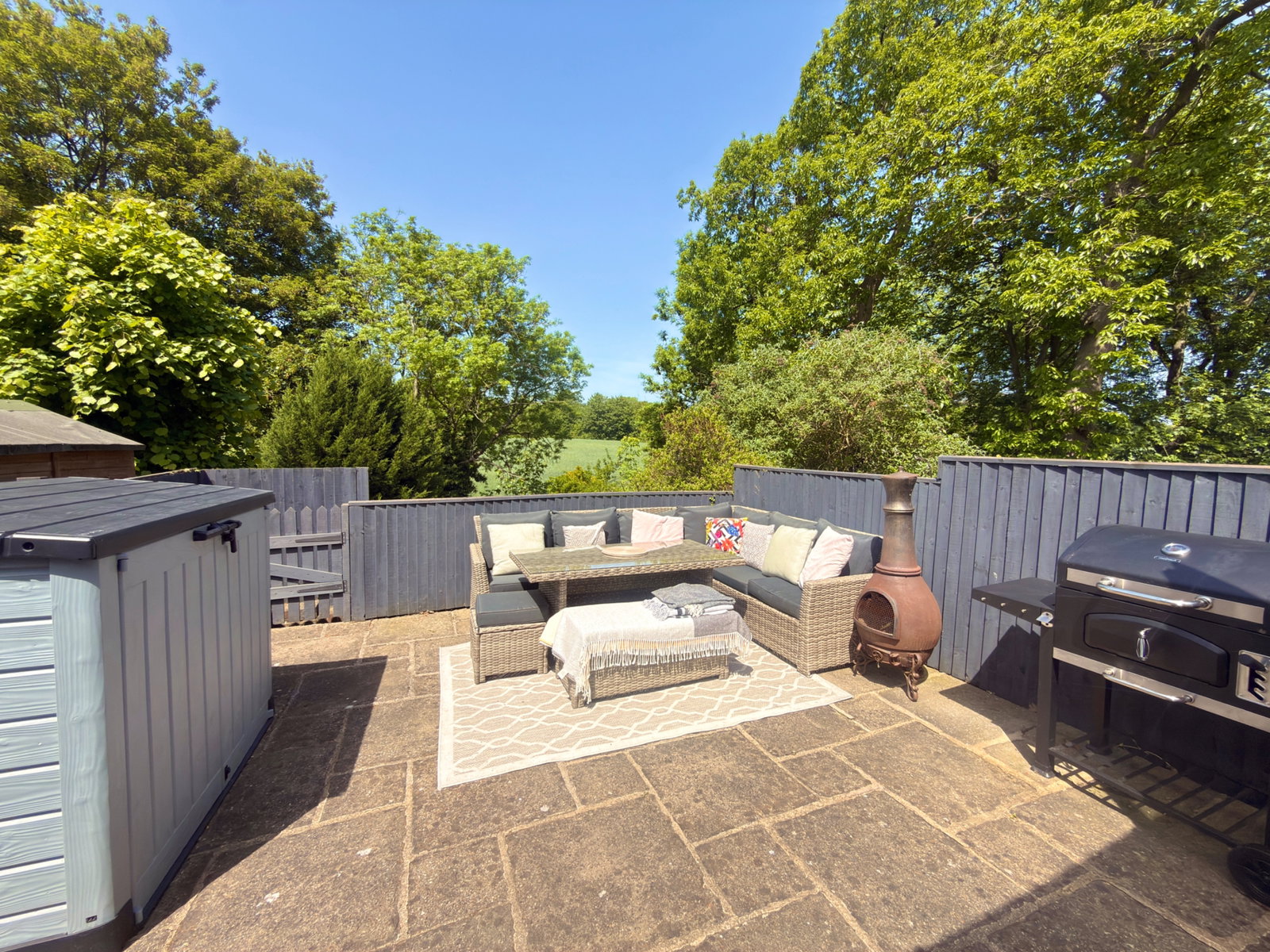 Semi Detached House in Abbots Langley