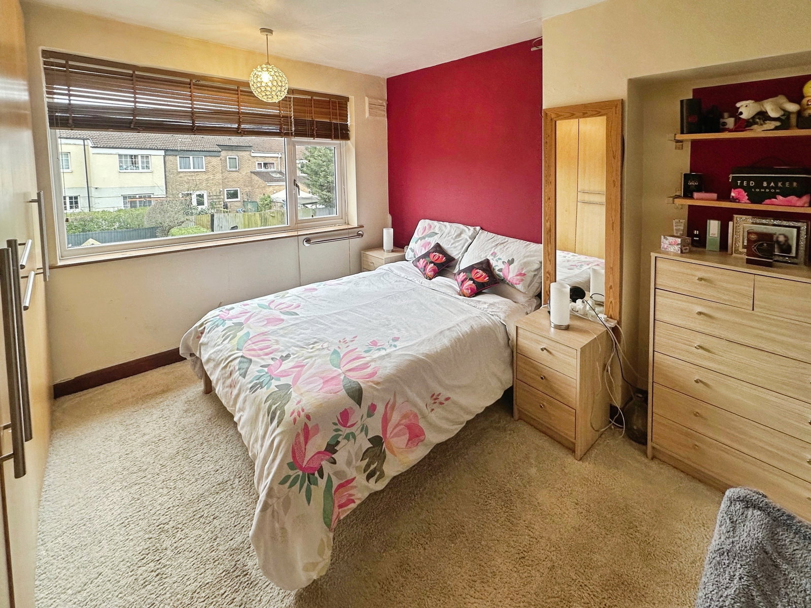 Semi Detached House in Leicester