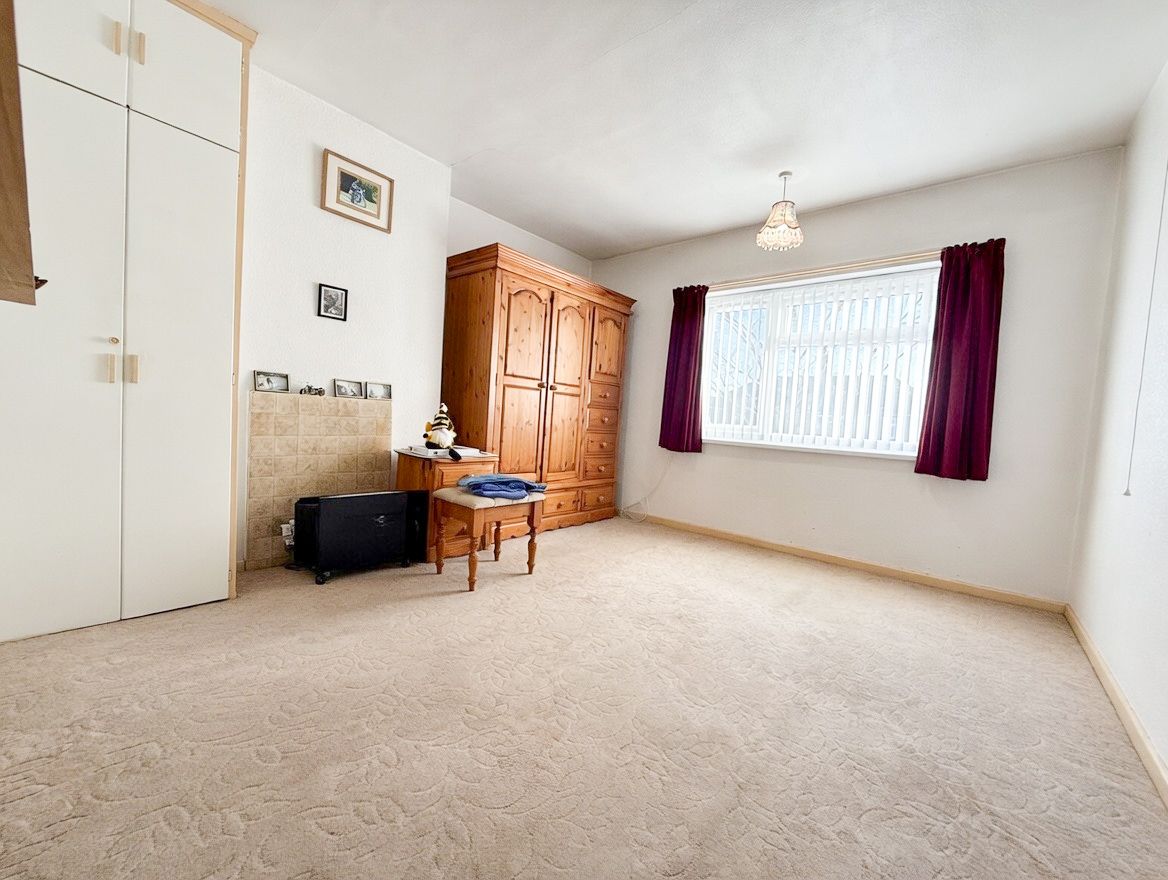Semi Detached House in Peterborough