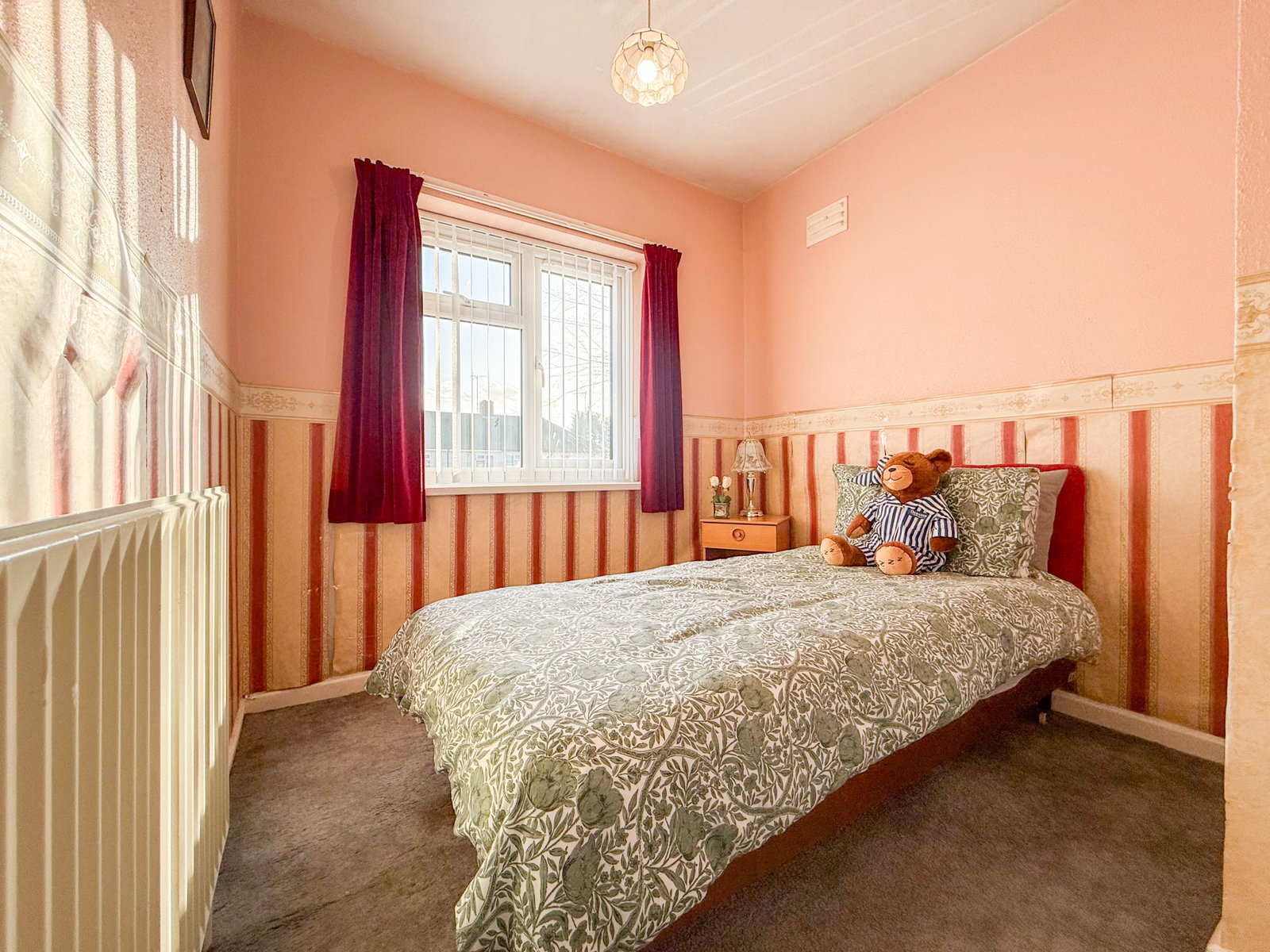 Semi Detached House in Peterborough