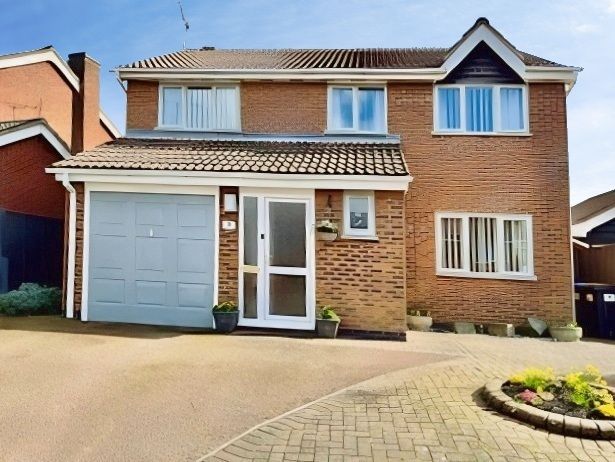 Detached House in Hinckley