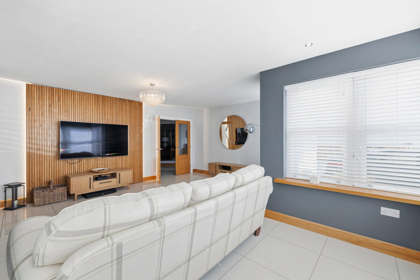 Detached House in Swansea