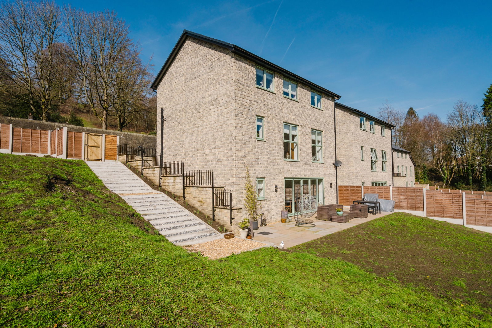 Detached House for sale in Halifax, 25 Cotton Tops Drive, Ripponden HX6 4FJ, 1851 m²