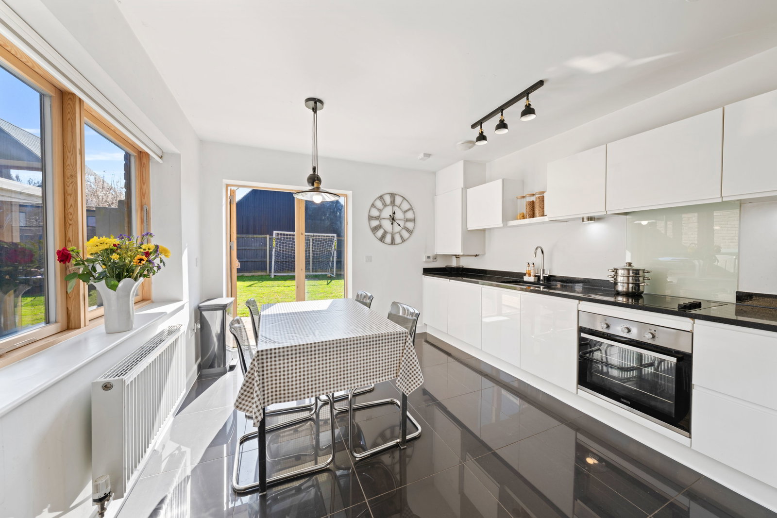 Detached House in Harlow