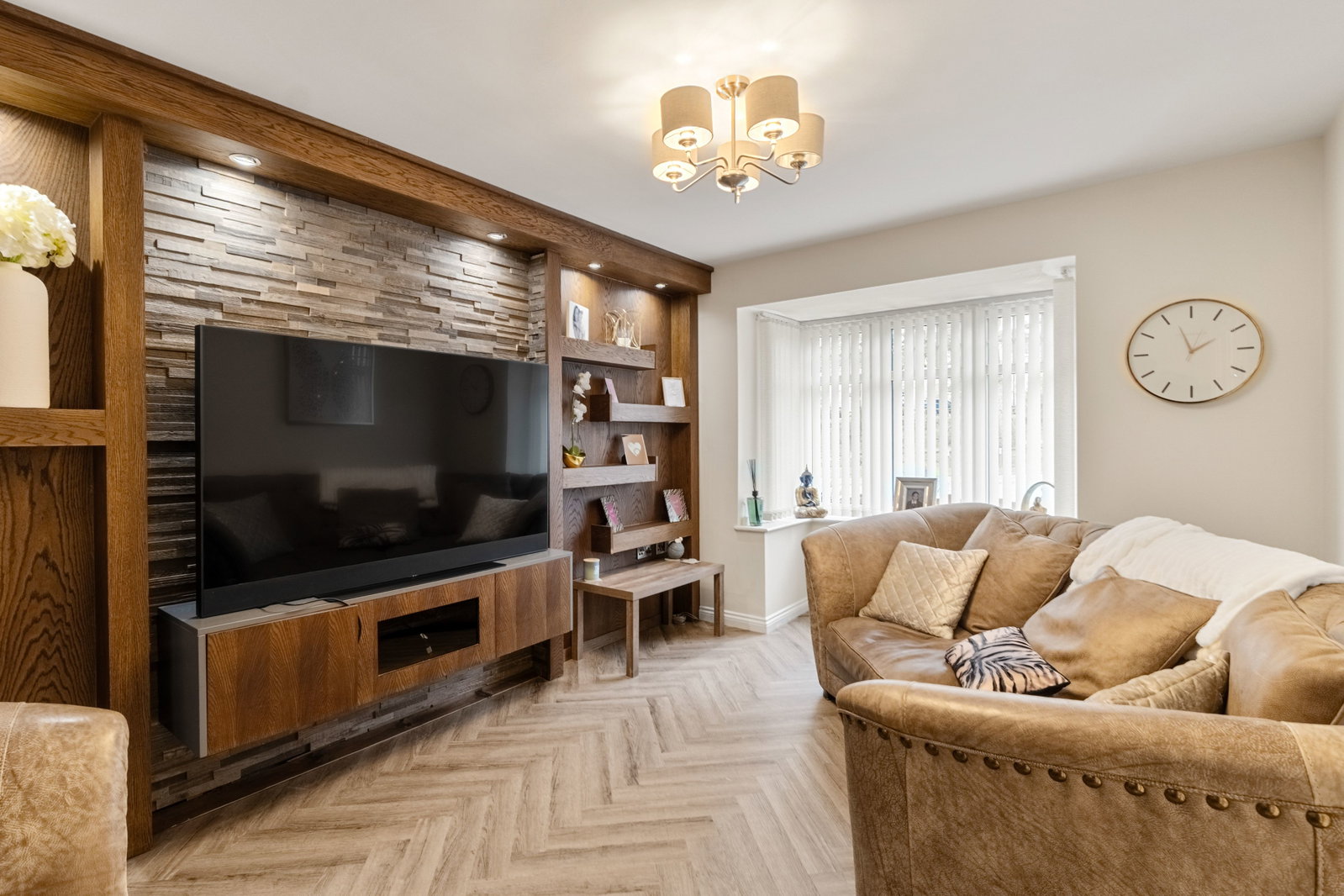 Detached House in Bradford