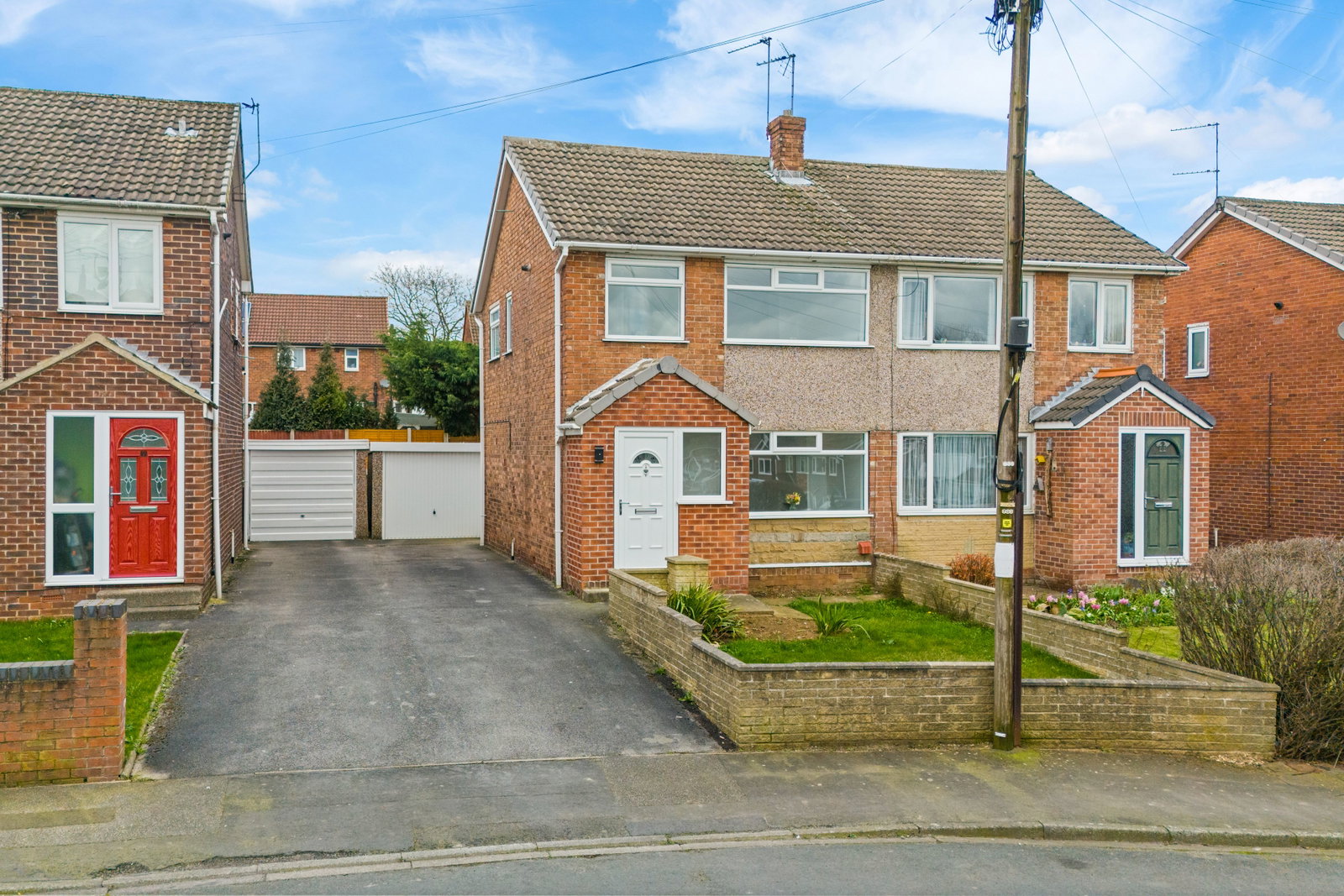 Semi Detached House in Castleford