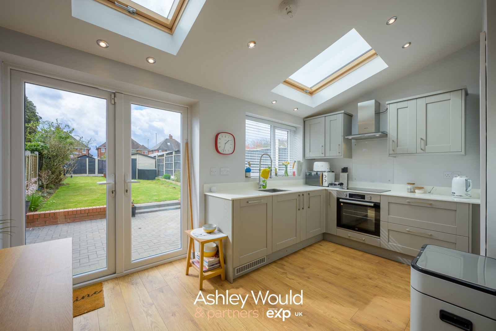 Semi Detached House in Halesowen