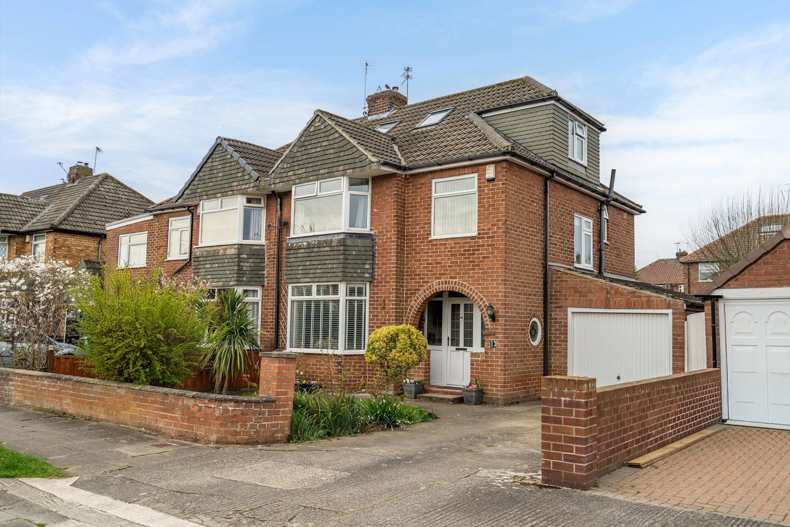 Semi Detached House in York