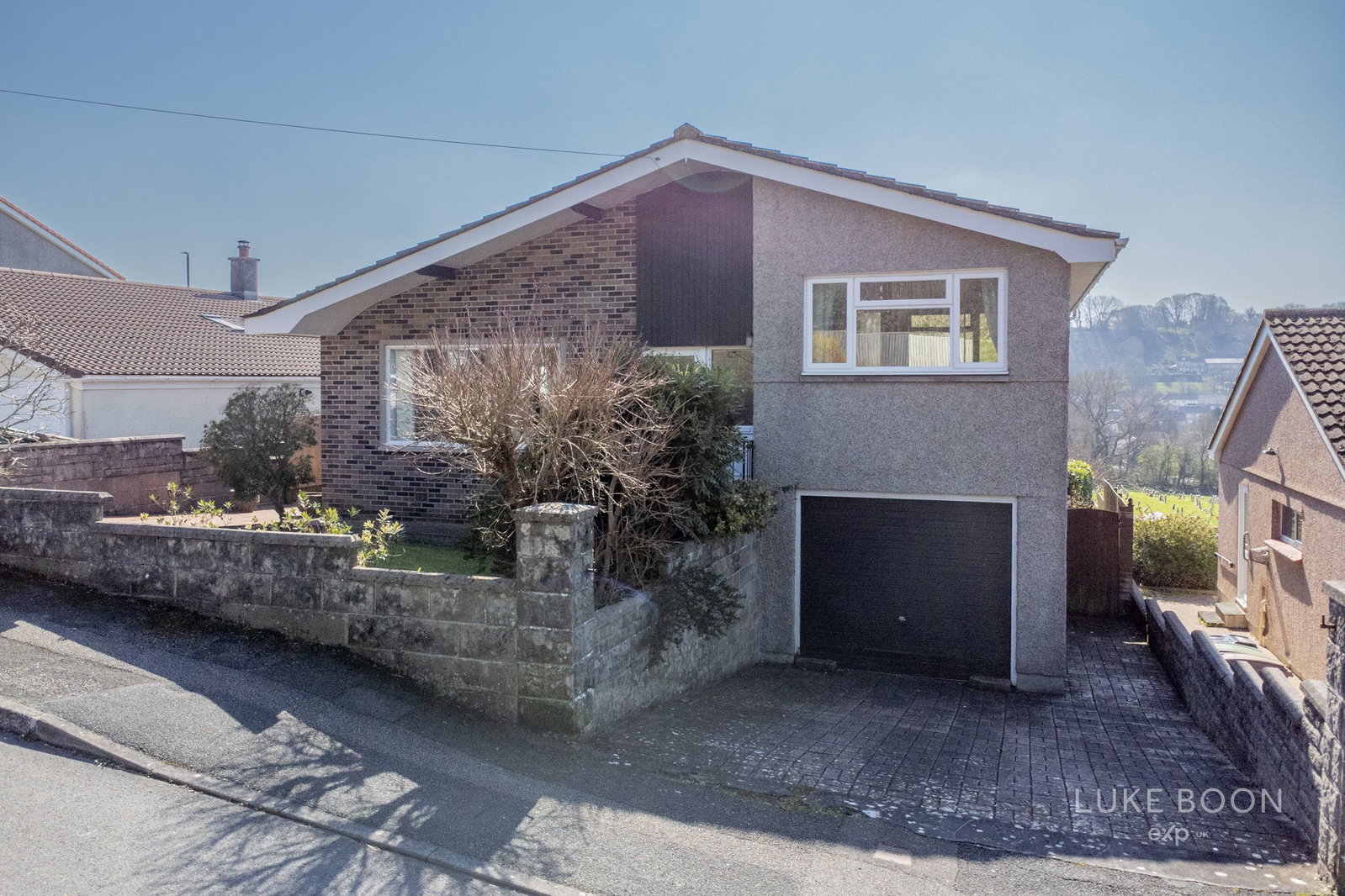 Detached House in Plymouth