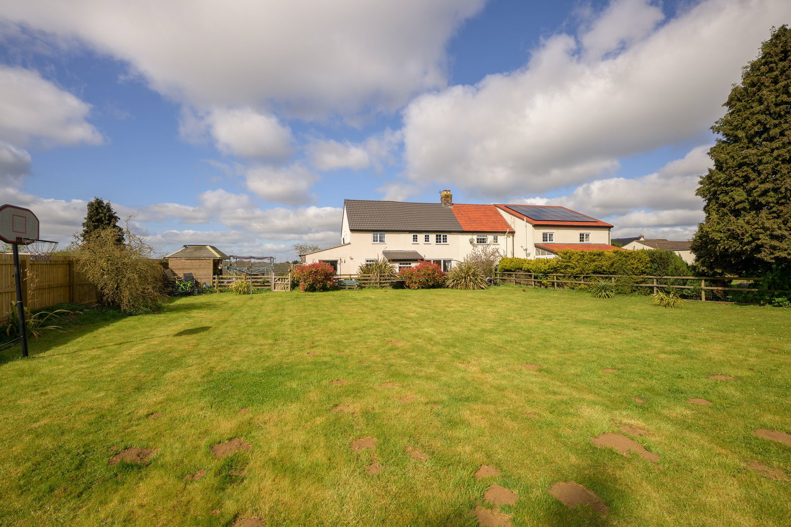 Semi Detached House in Grantham