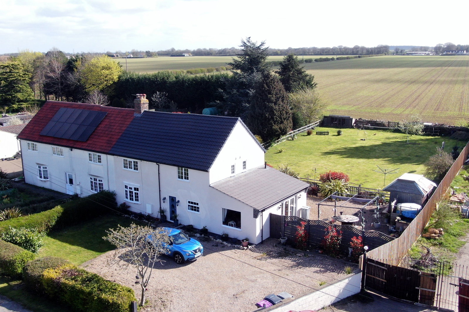 Semi Detached House in Grantham