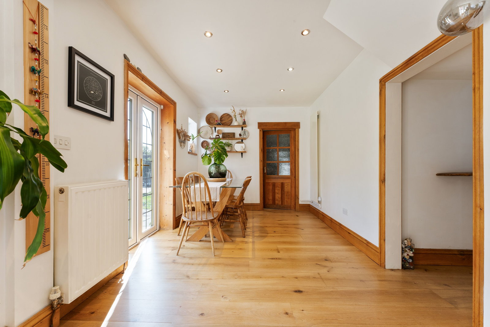 Semi Detached House for sale in Salisbury, Rollestone Road, Shrewton, SP3, 1705 m²