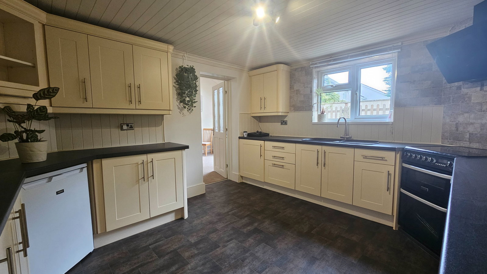 Semi Detached House in St. Austell 3