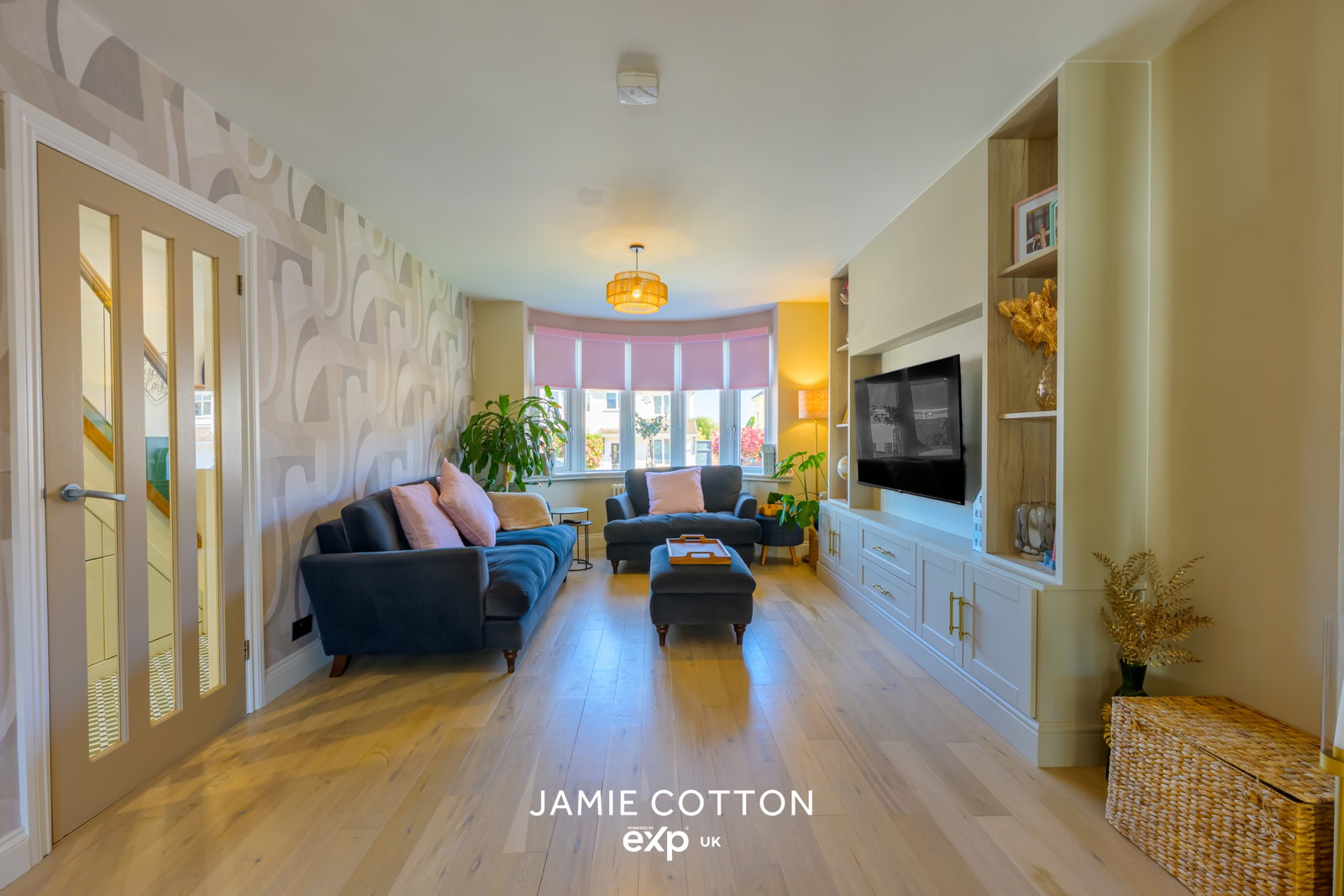 Semi Detached House in Stourbridge