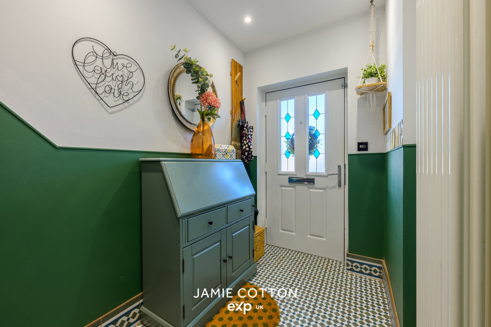 Semi Detached House in Stourbridge