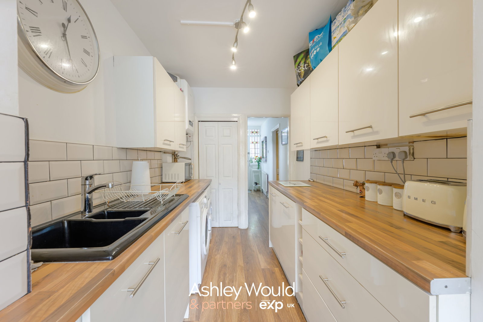 Semi Detached House in Oldbury