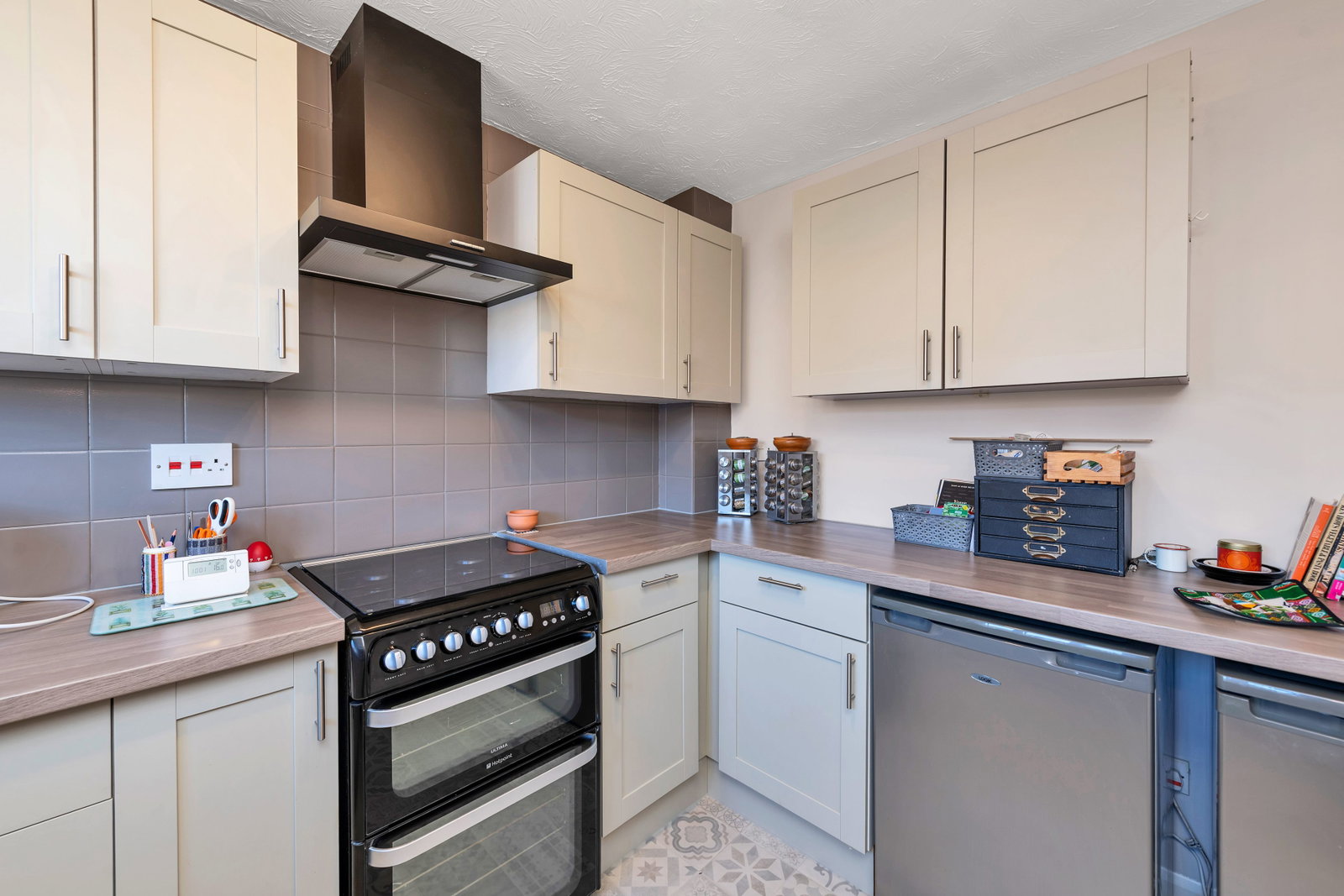 Semi Detached House in Bedford