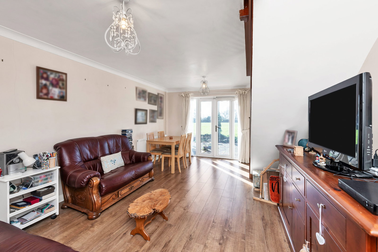 Semi Detached House in Bedford