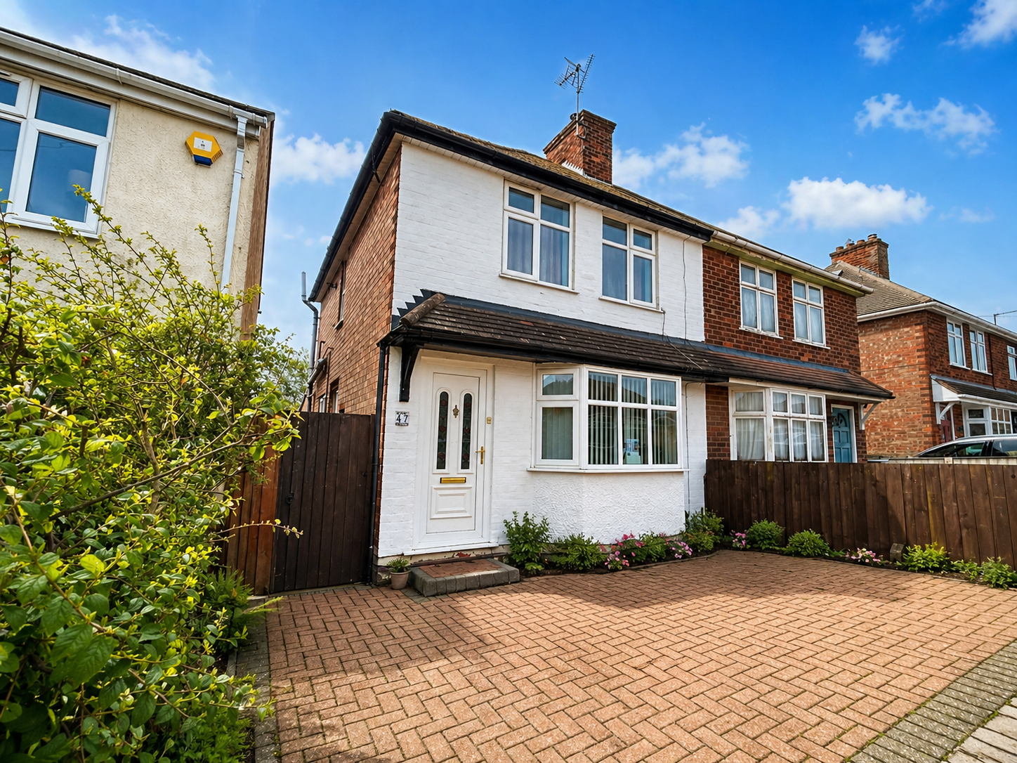 Semi Detached House in Rushden