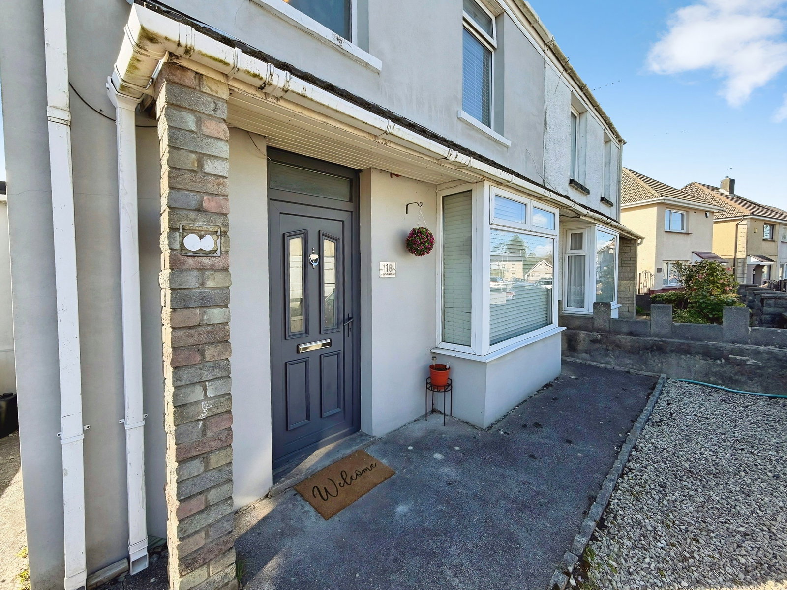 Semi Detached House in Swansea