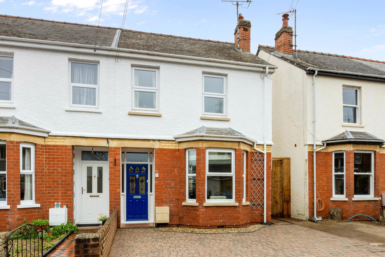Semi Detached House in Cheltenham