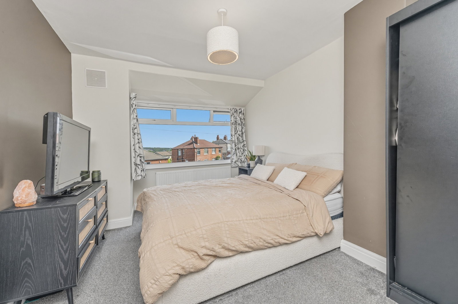 Semi Detached House in Leeds