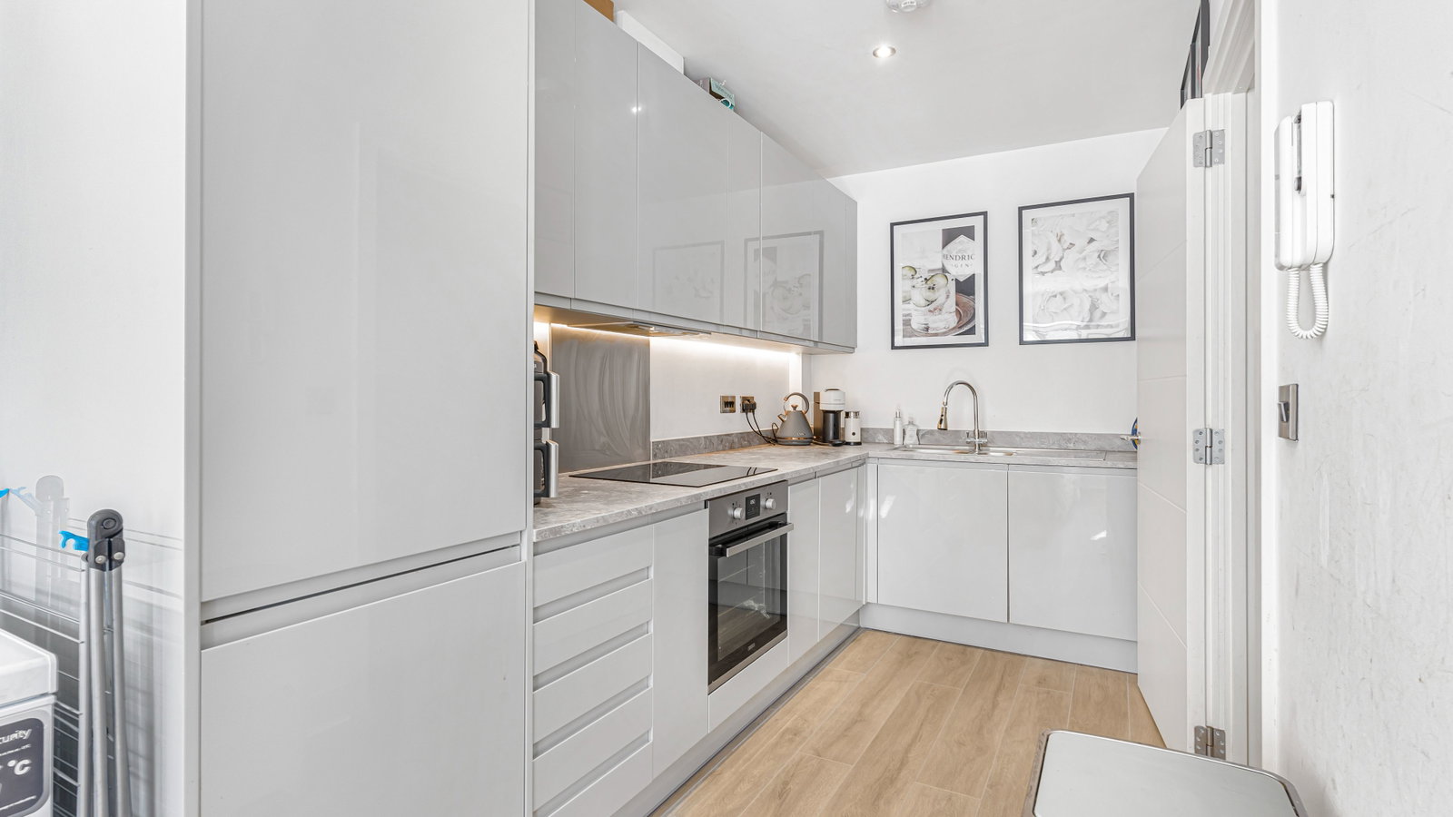 Apartment for sale in Solihull, Broadoaks, Streetsbrook Road, 463 m²