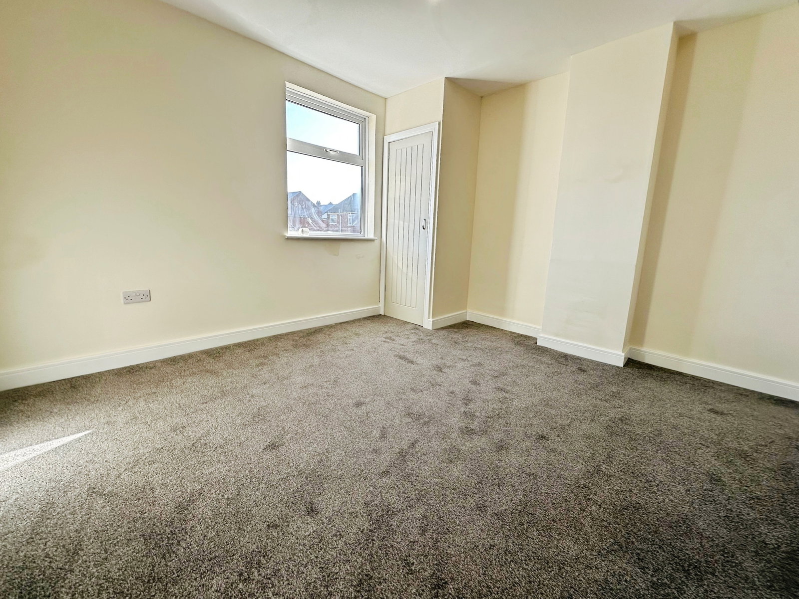End Of Terrace House in Ripley