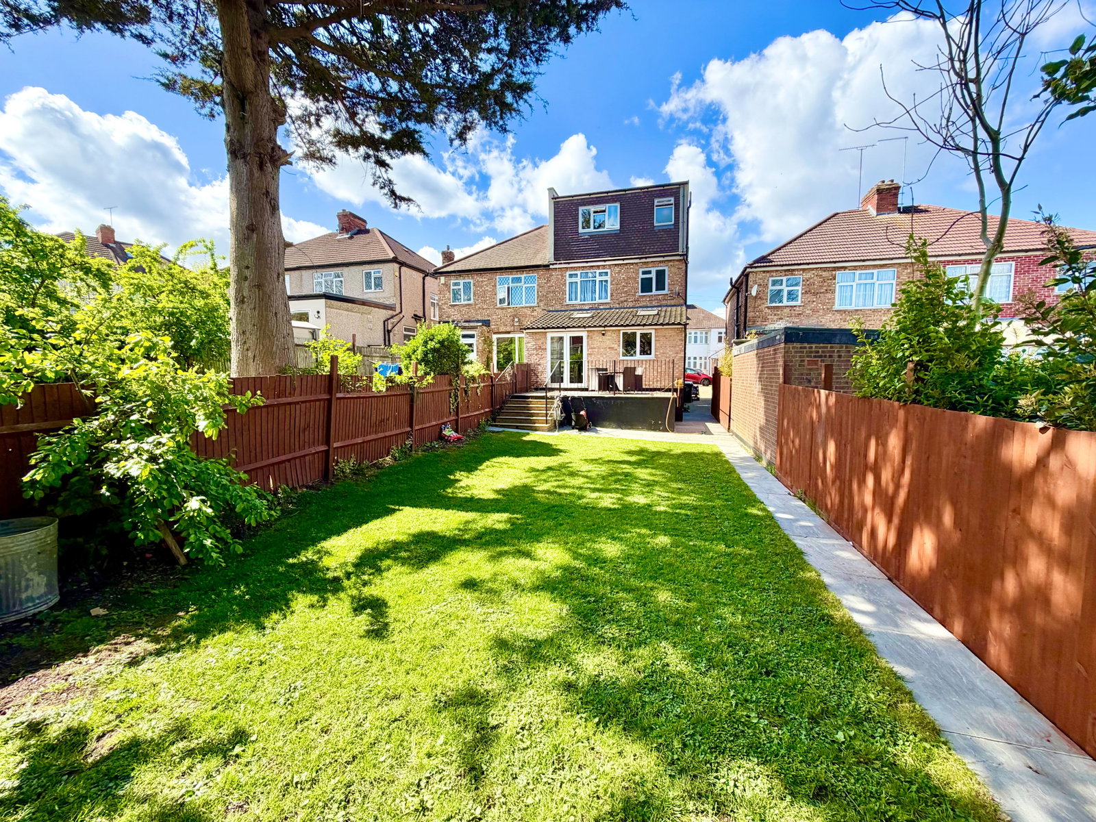 Semi Detached House in London