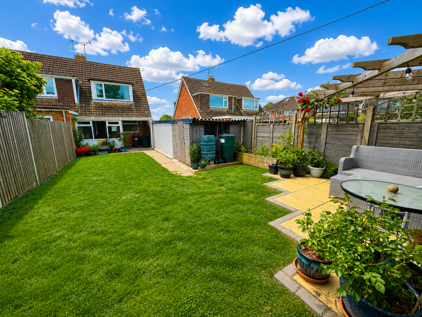 Semi Detached House in Ashford
