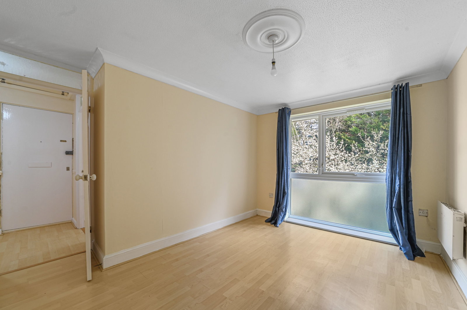 Flat in Chigwell