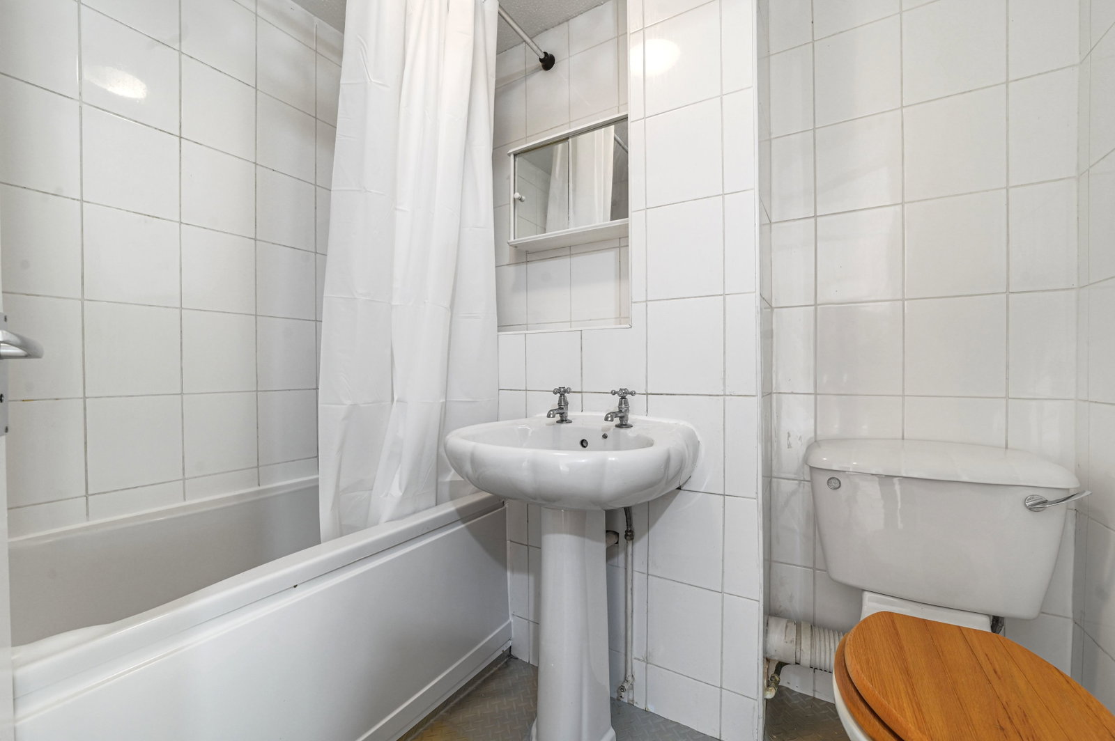 Flat in Chigwell