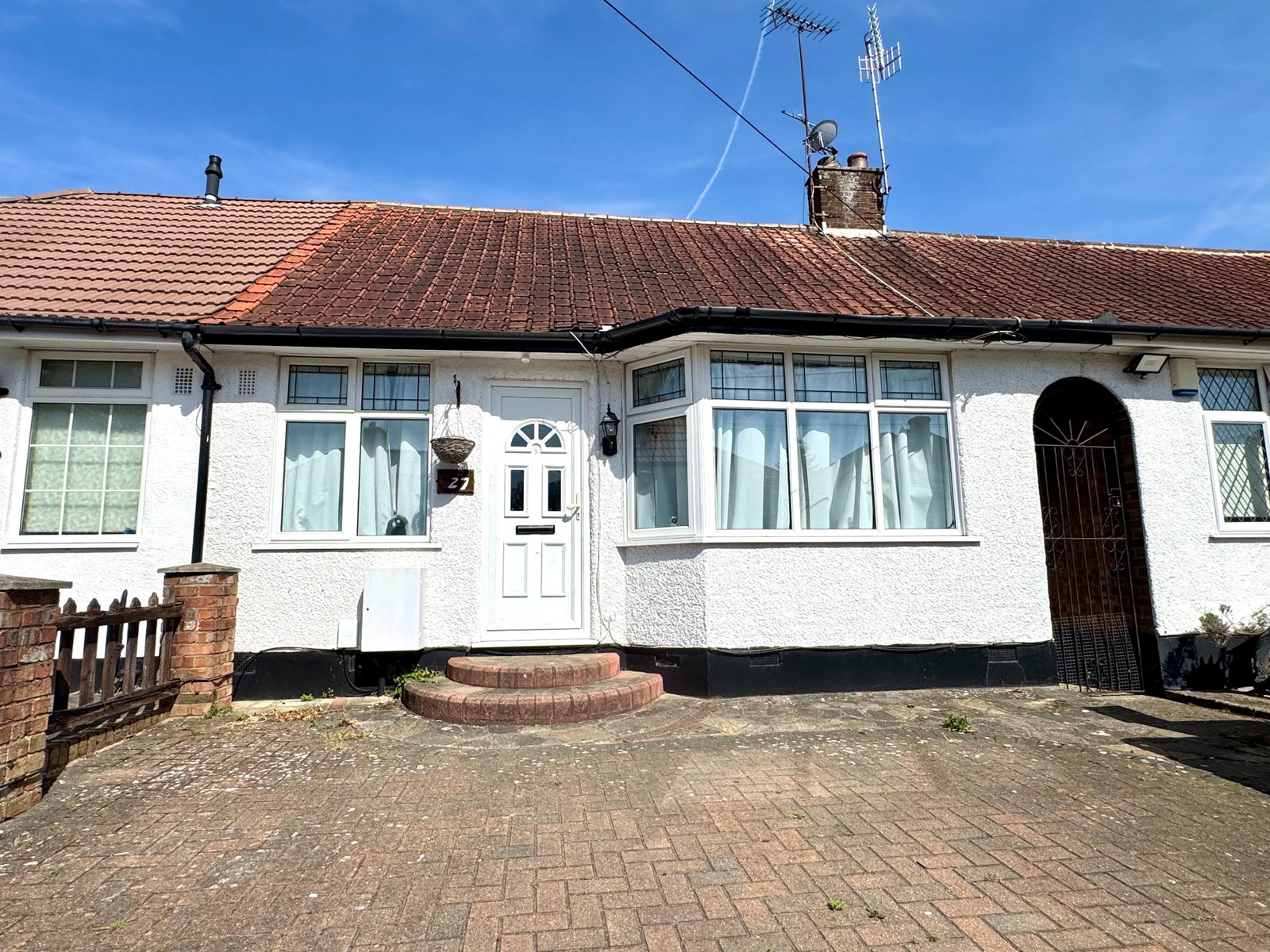 Terraced Bungalow in Borehamwood