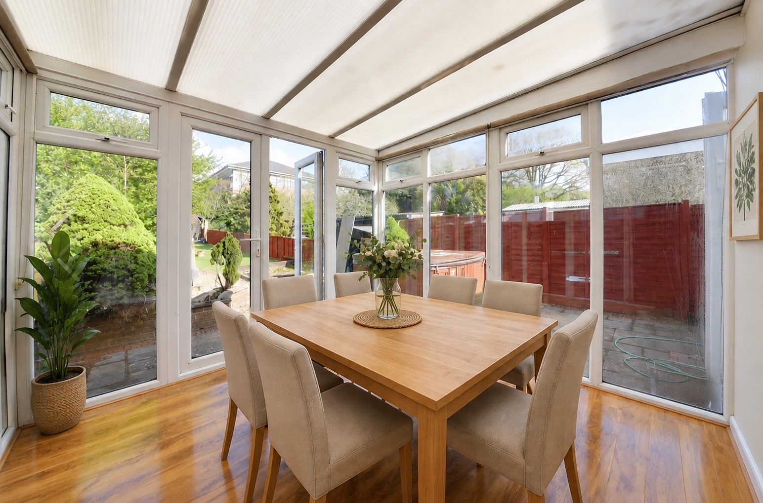 Terraced Bungalow in Borehamwood