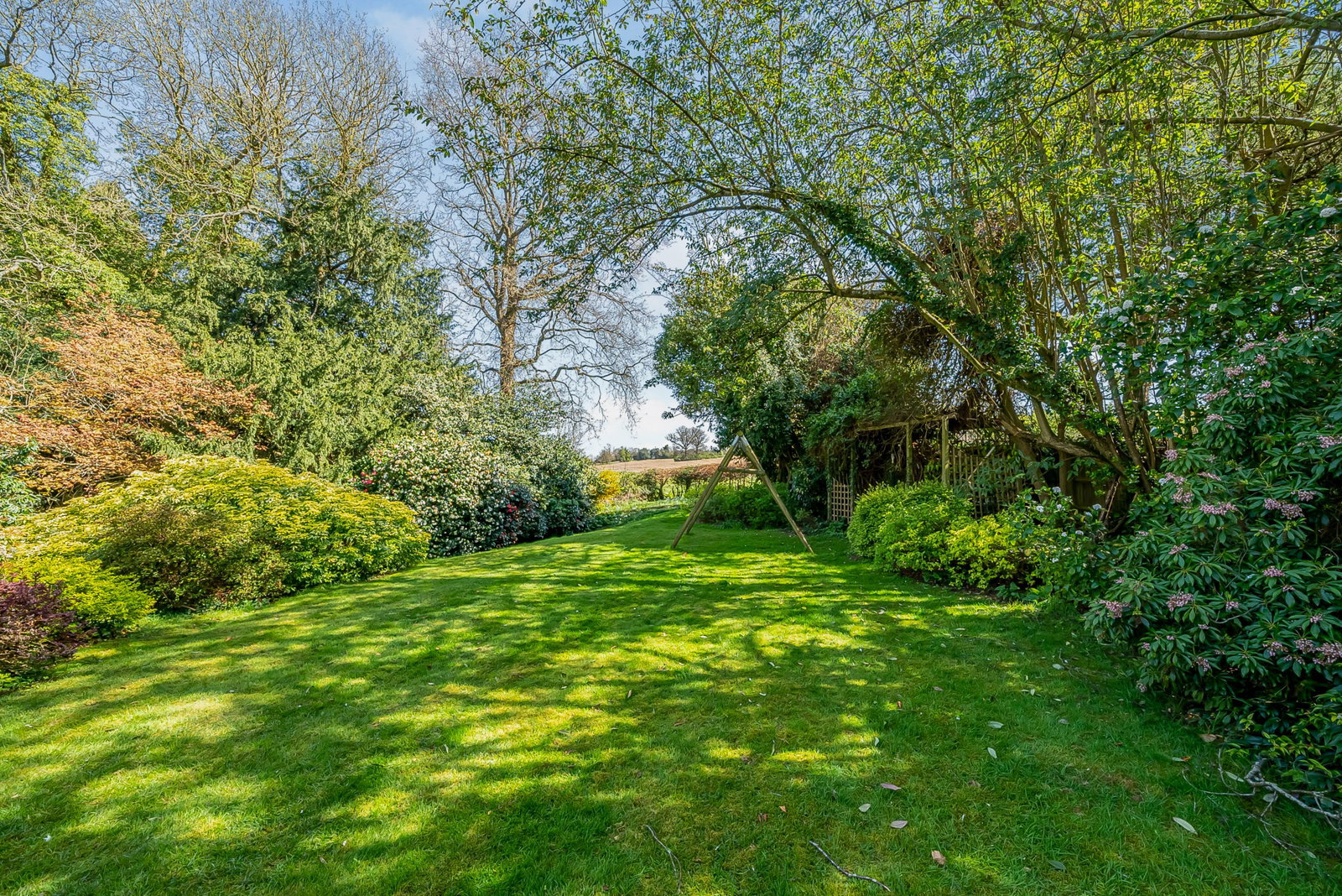 Semi Detached House in Bletchingley