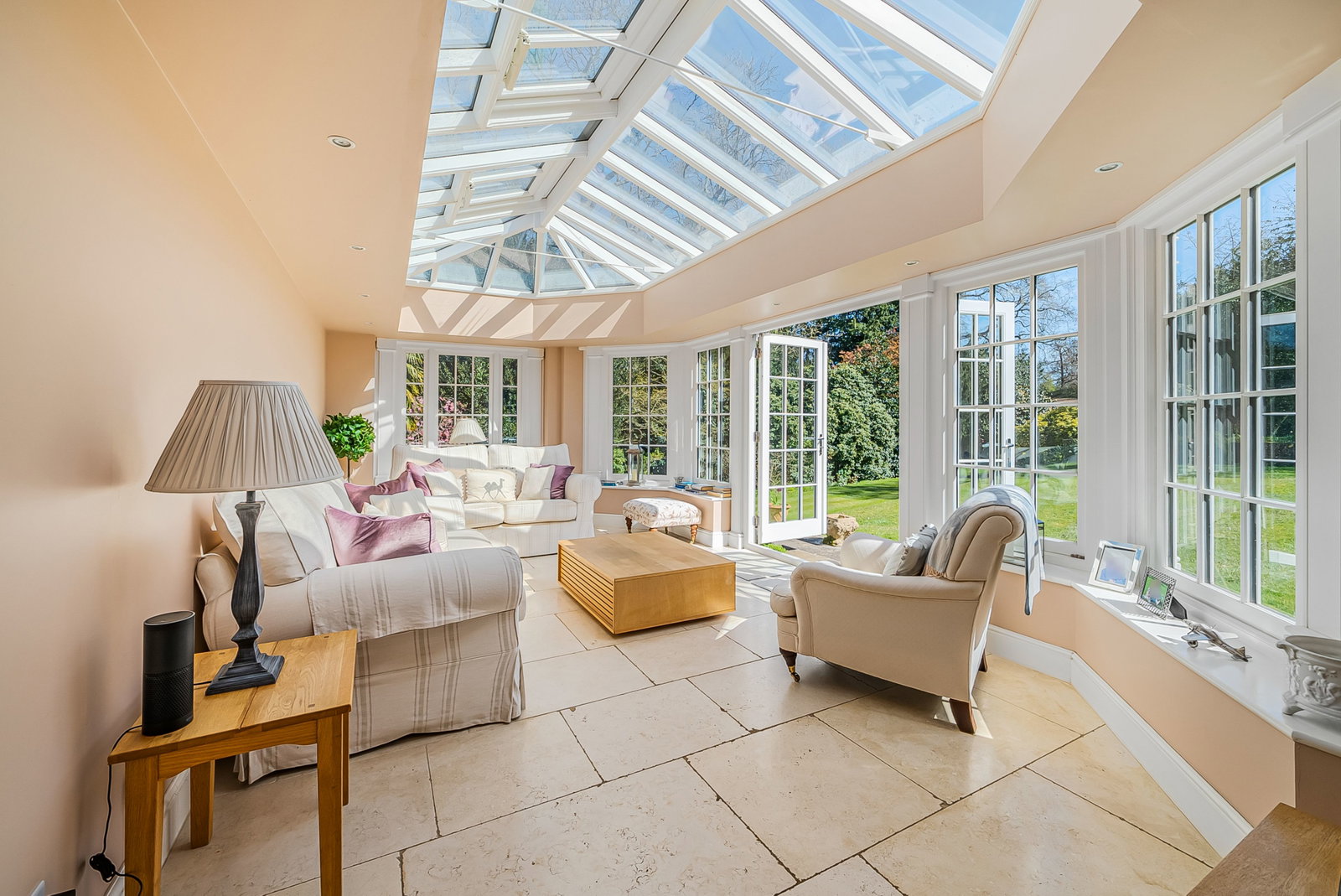 Semi Detached House in Bletchingley
