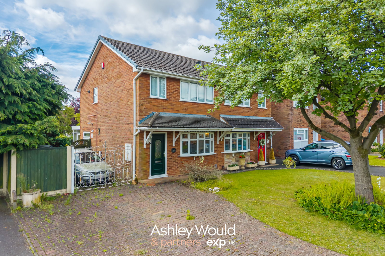 Semi Detached House in Rowley Regis