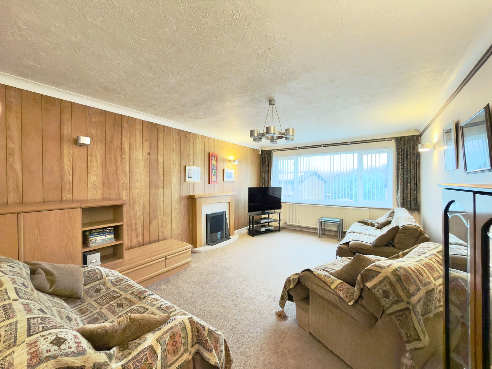 Detached House in Swansea