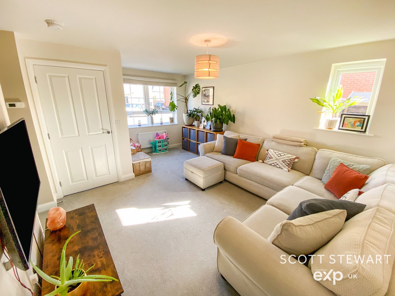 Semi Detached House in Peterborough