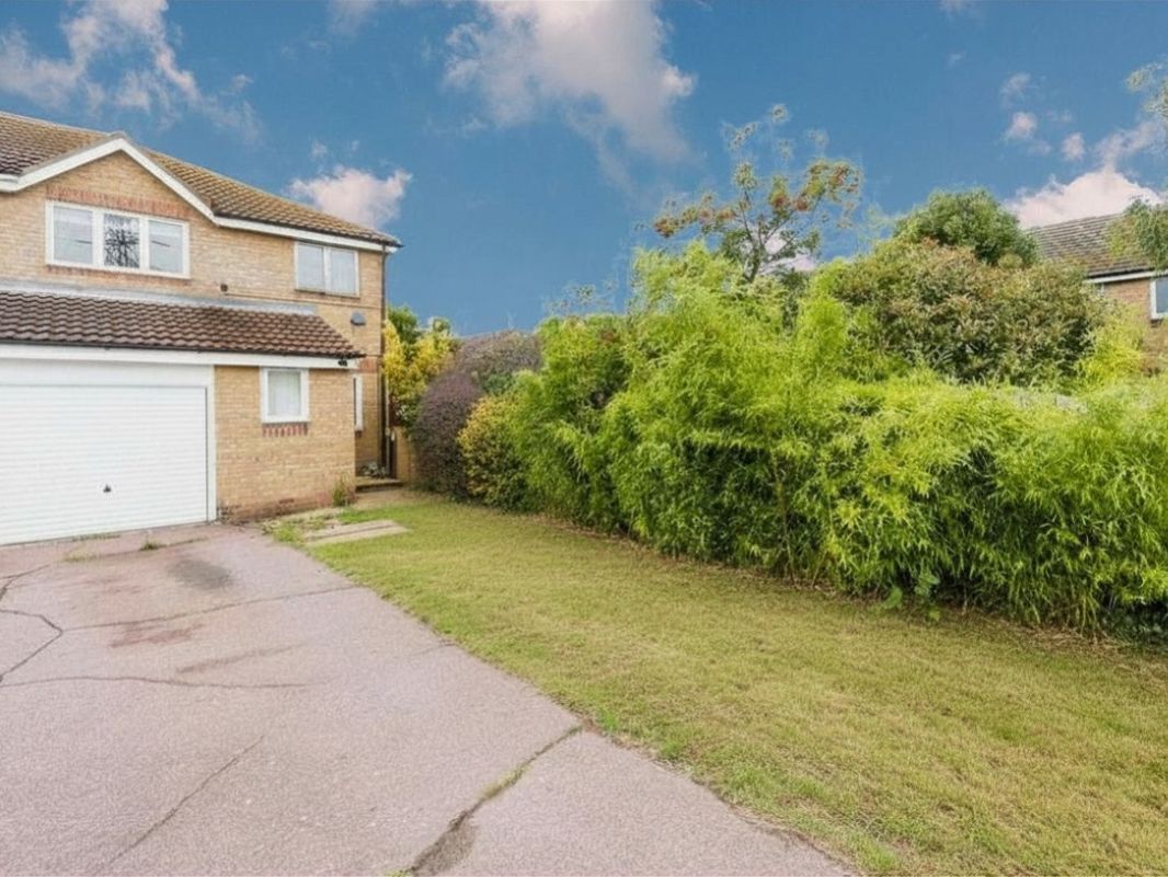 End Of Terrace House in Dartford