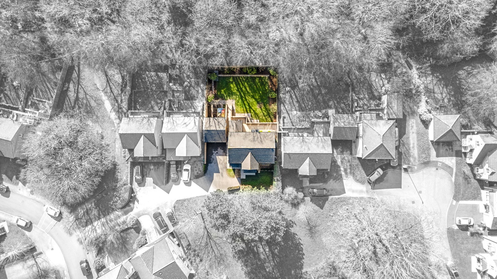 Detached House in Huddersfield