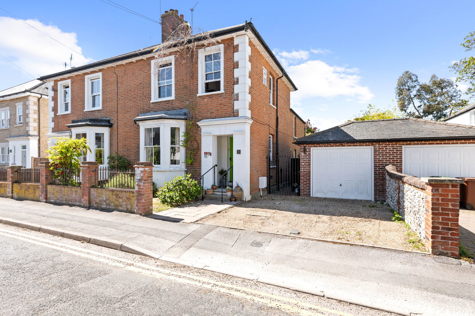 Semi Detached House in Epsom