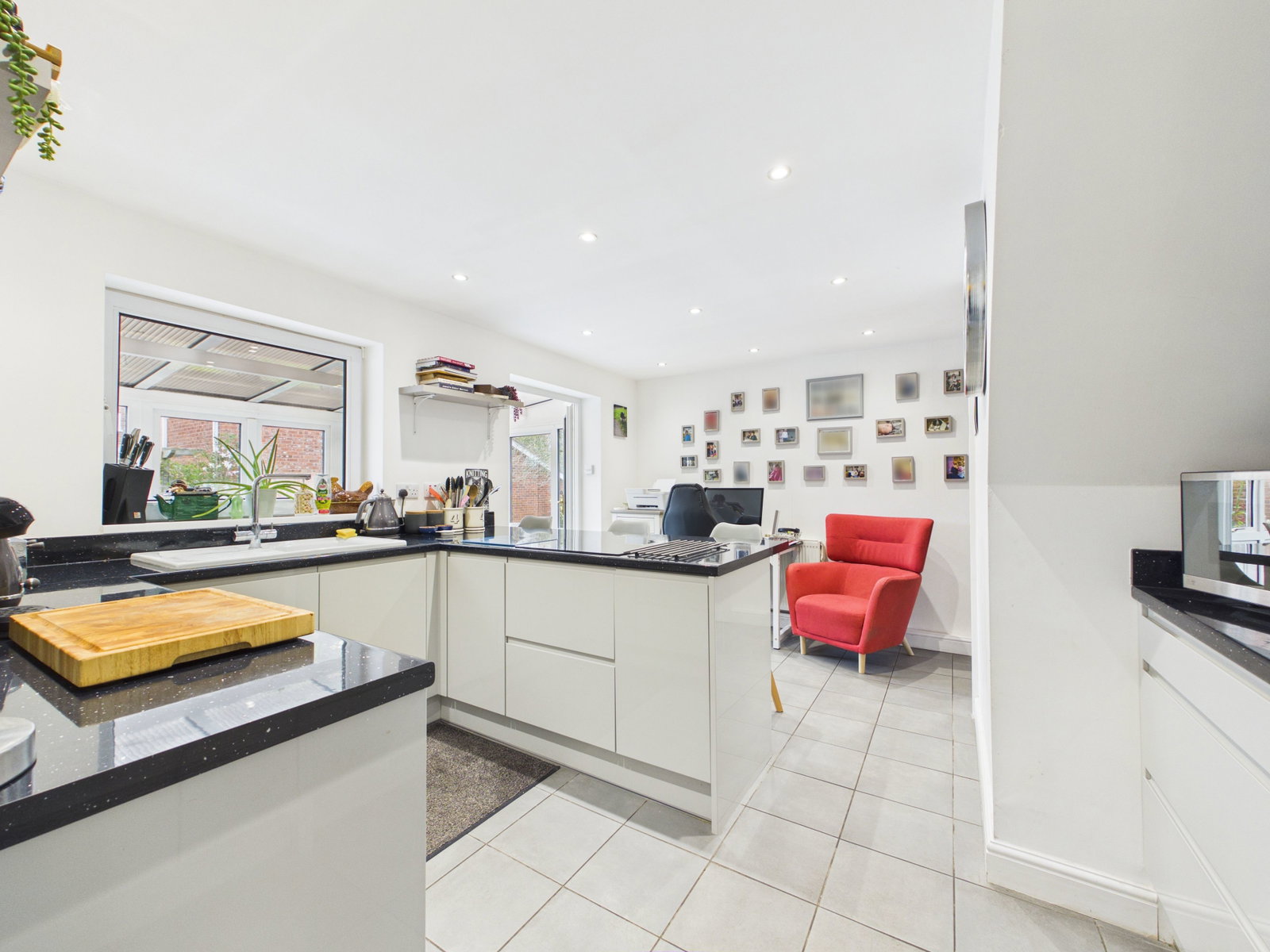 Detached House in Telford