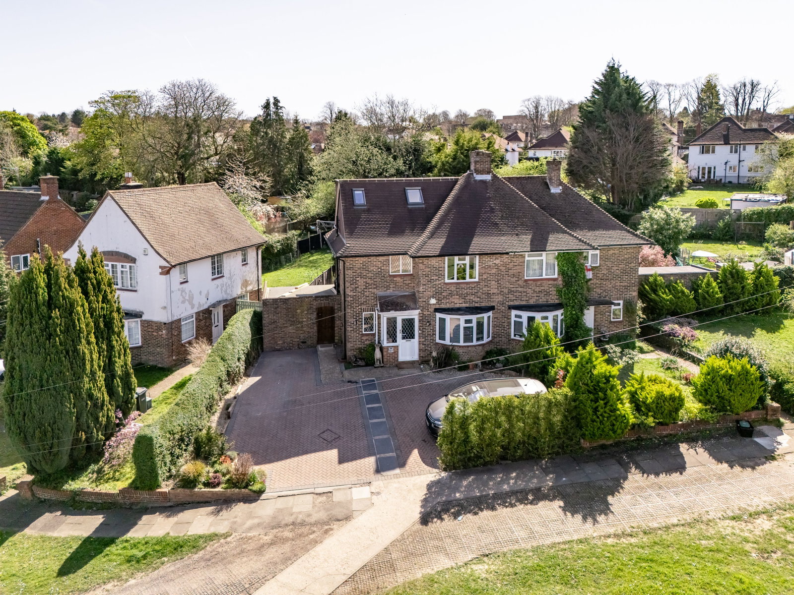 Semi Detached House in Epsom