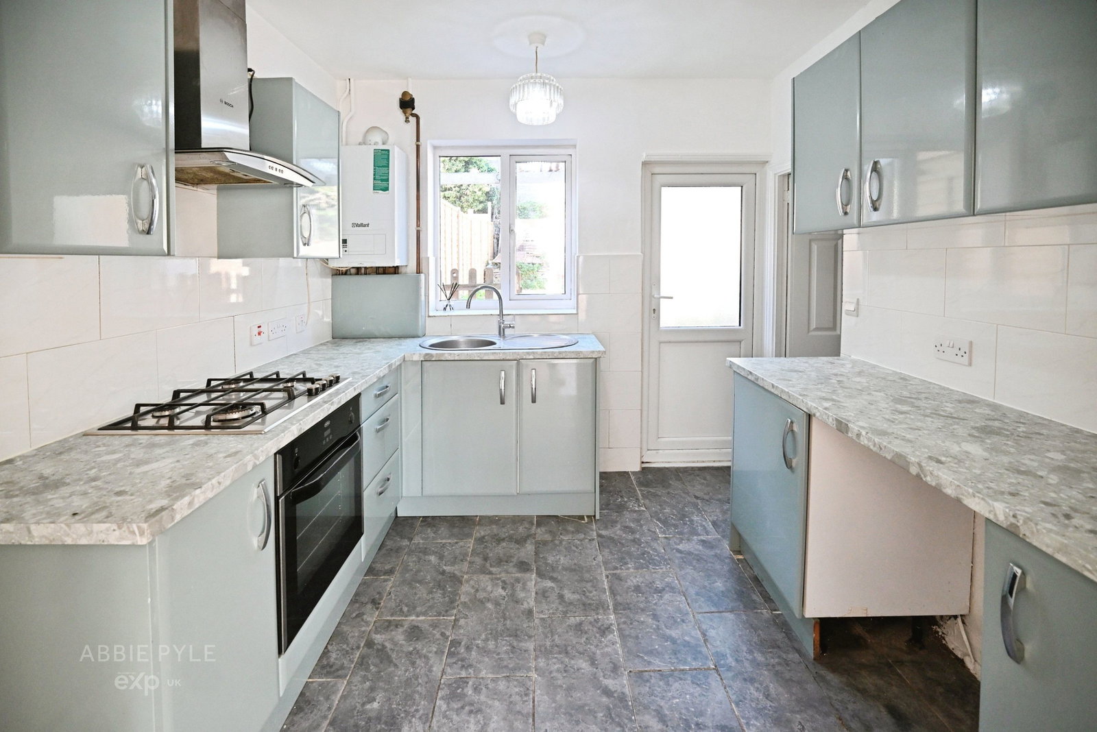 Terraced House for sale in Chatham, Cottall Avenue, Chatham, ME4 6HG