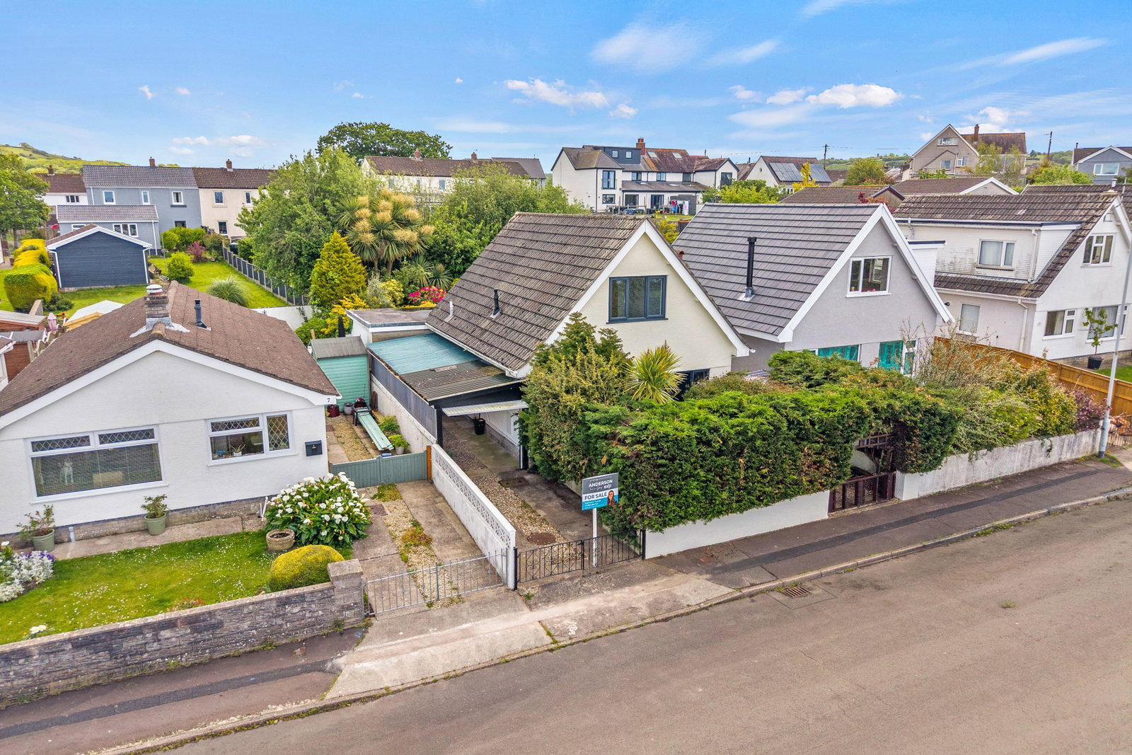 Detached House in Swansea