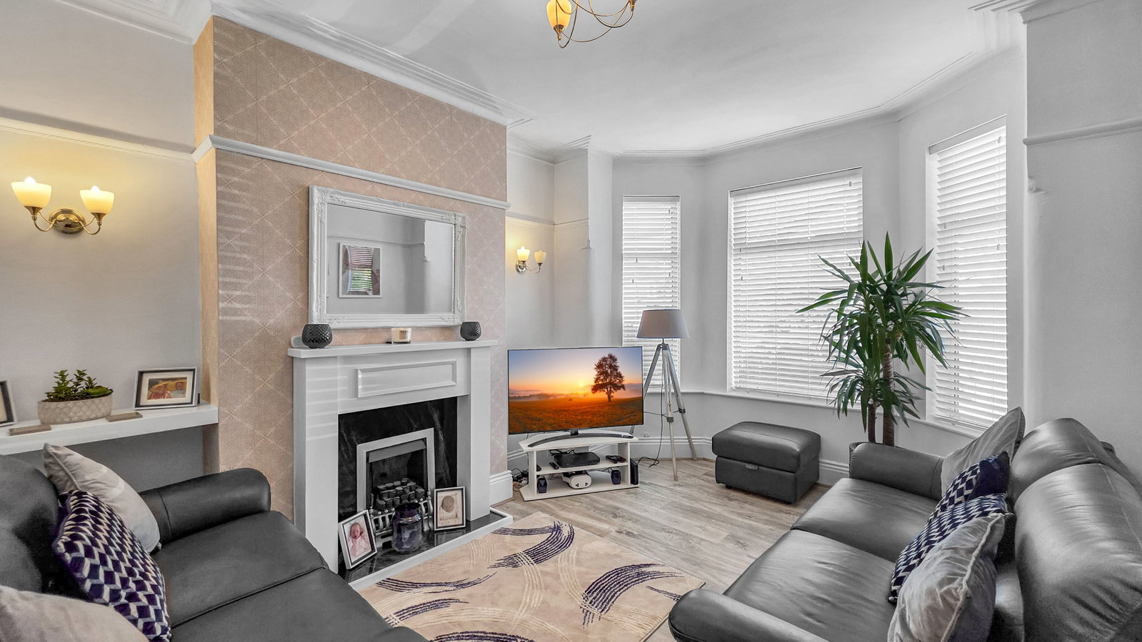 Semi Detached House in Salford
