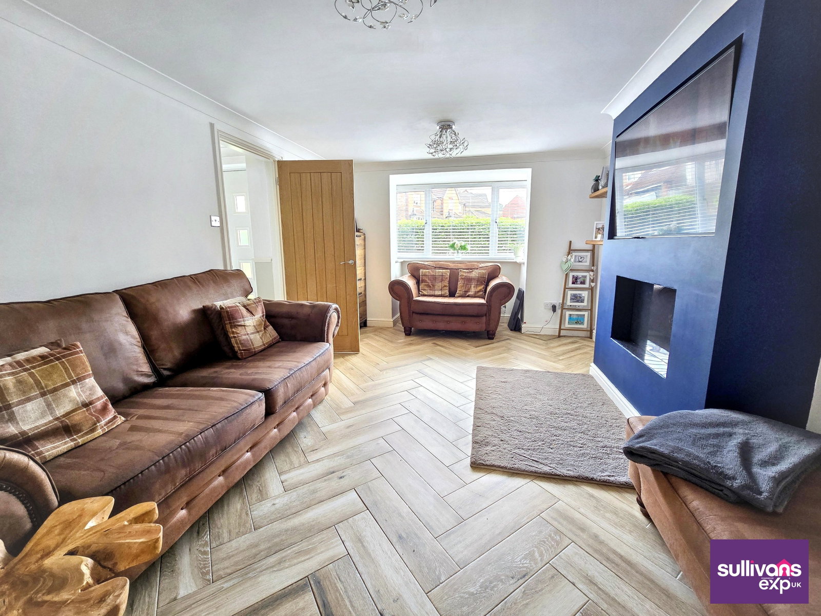 Detached House in Swansea